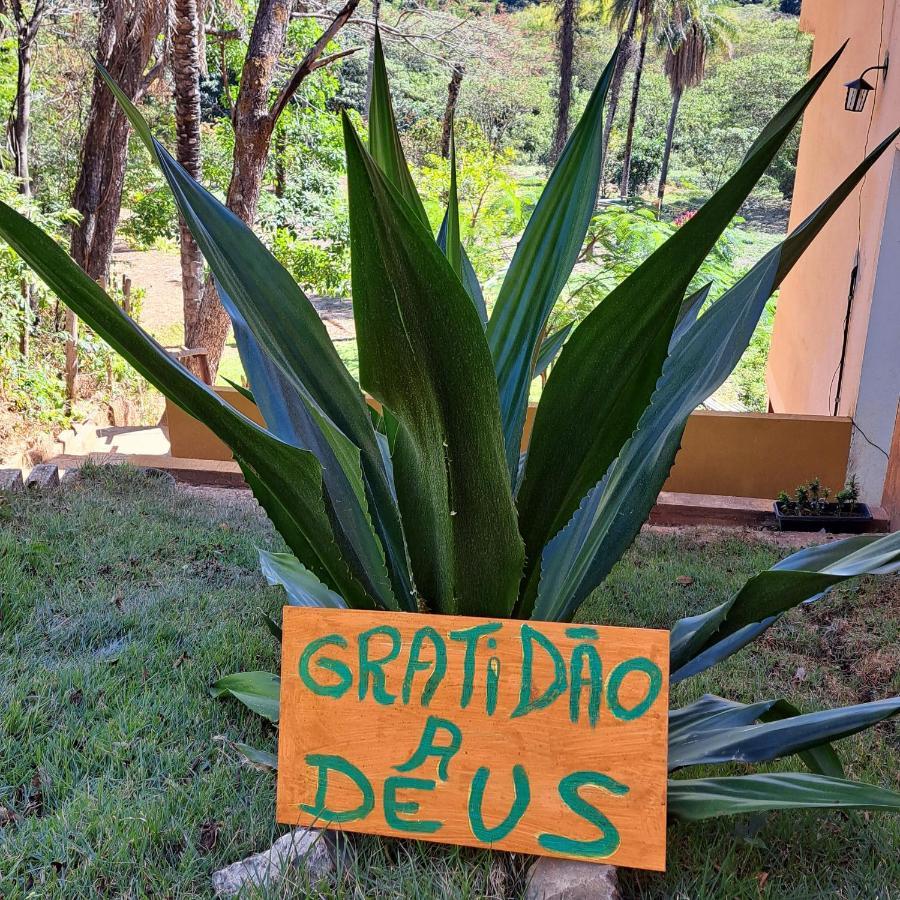 Pousada Sempre Luz Santana Do Riacho Eksteriør billede